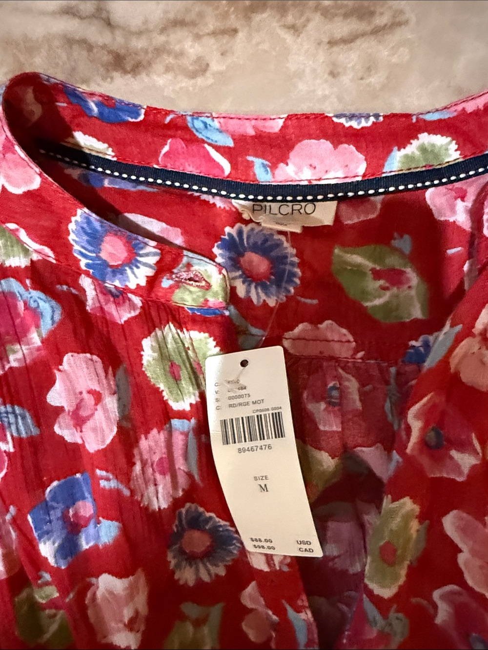 Womens the Sydney Pilcro Red Floral Button-Front Top - Lightweight Shirt - Picture 6 of 8